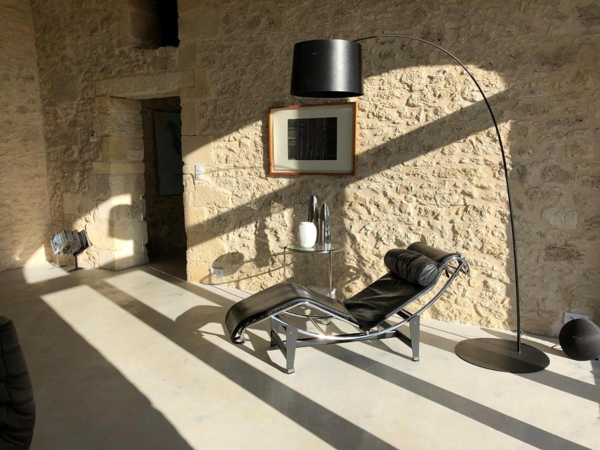 ベルヴェス・ド・カスティヨン Chez Henri Bed & Breakfast エクステリア 写真