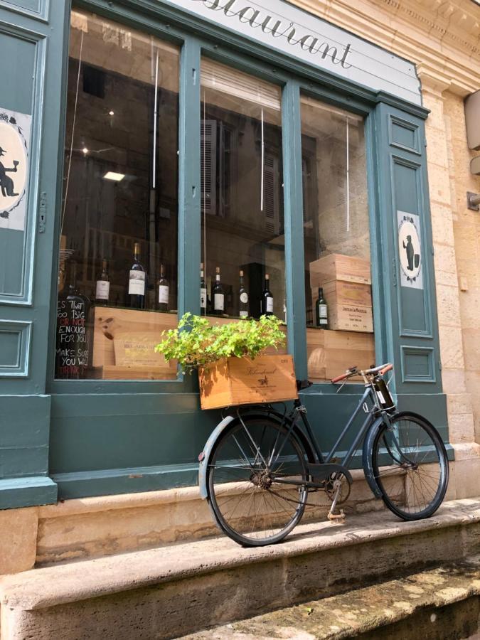 ベルヴェス・ド・カスティヨン Chez Henri Bed & Breakfast エクステリア 写真